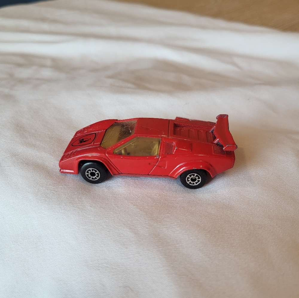 1985 Matchbox Lamborghini Countach LP500S